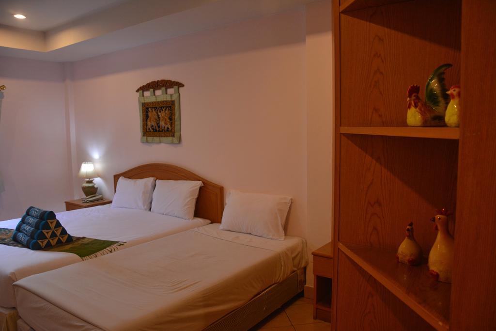 Seven Oaks Inn Jomtien Beach Zimmer foto